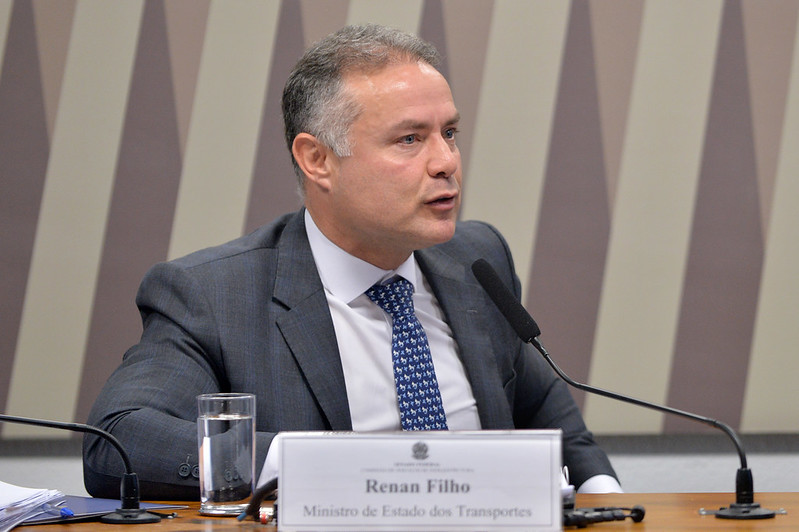 Brasil voltou a investir em infraestrutura com foco em eficiência e sustentabilidade, afirma Renan Filho