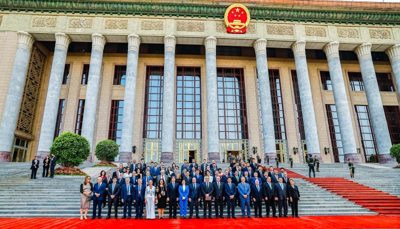 Senador Rogério participa de cerimônia oficial na China com o presidente Lula e destaca oportunidades para o Brasil e Sergipe