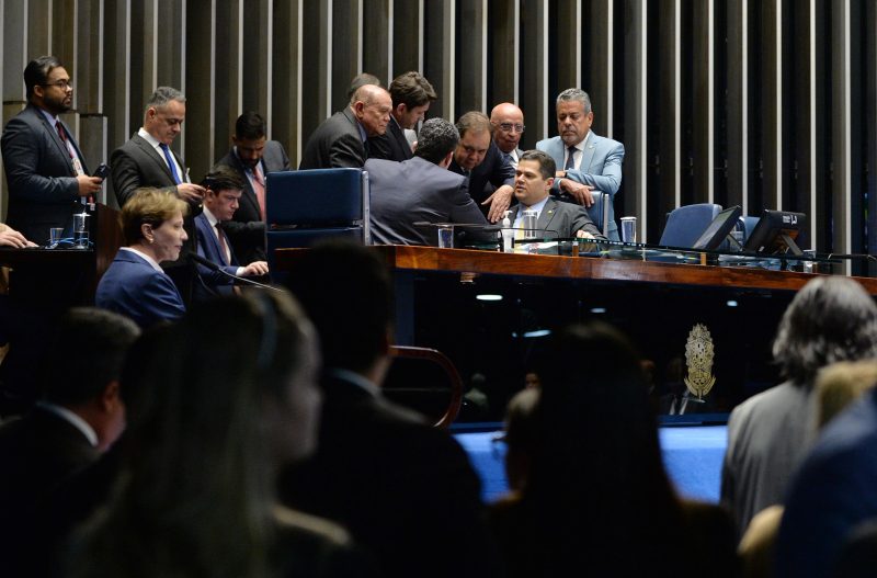 Com voto contrário do PT, Senado aprova flexibilização das regras de licenciamento ambiental
