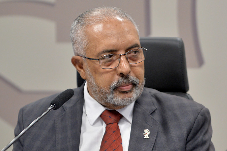 Após novas chuvas, Paim cobra agilidade na construção de diques no RS