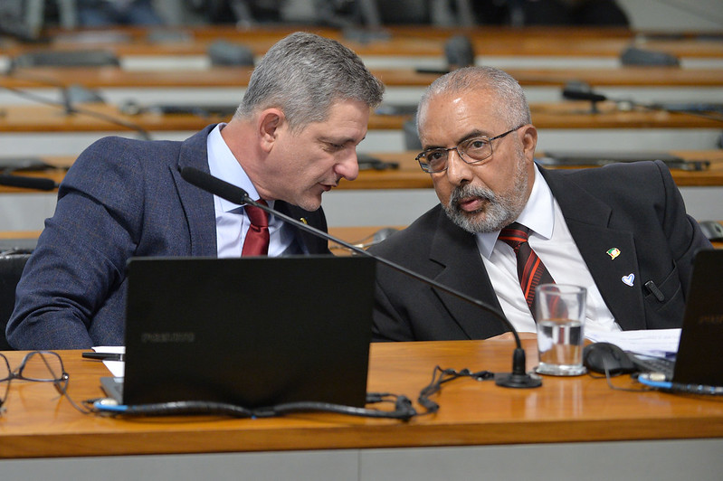 Enquanto conservadores negam crise climática, Governo Lula coordena ações preventivas e de apoio a atingidos por tragédias