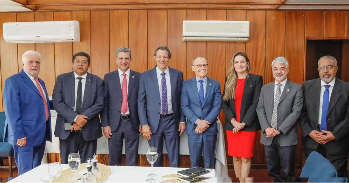 Cobrar de quem ganha mais e diminuir o custo para os pobres é o objetivo da MP