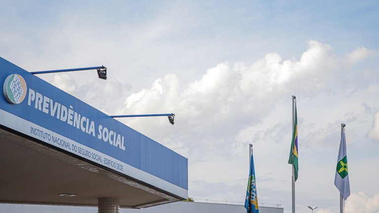 INSS: Governo cumpre promessa com aposentados e fecha acordo para começar devoluções