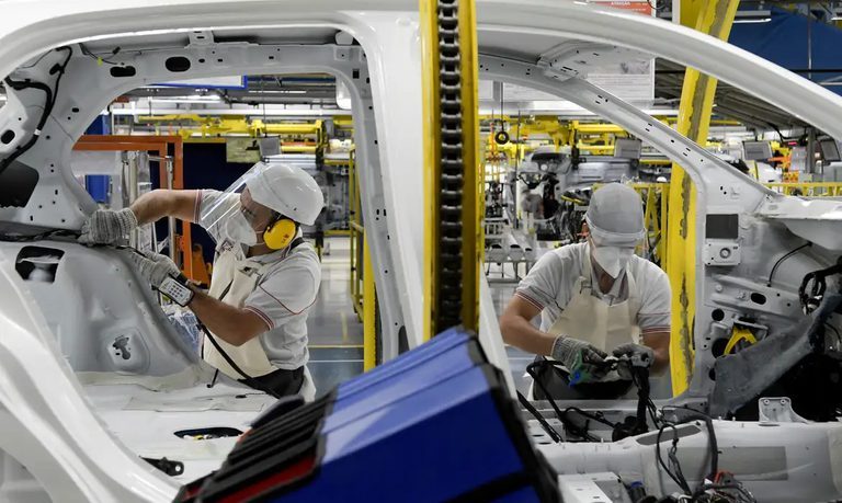 Governo reduz alíquotas e zera IPI para carros com eficiência energética-ambiental