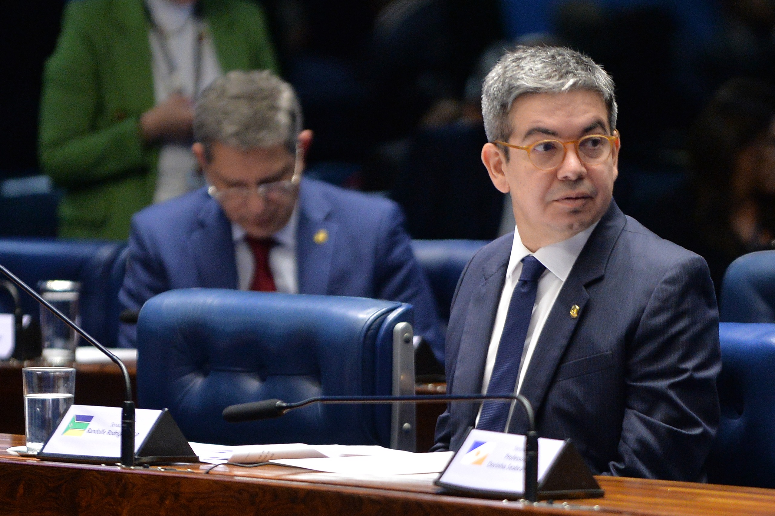 Com apoio da bancada petista, Governo aprova mais dinheiro do pré-sal para habitação social