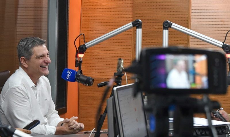 Rogério: povo precisa saber que mesmo ganhando pouco, paga mais imposto