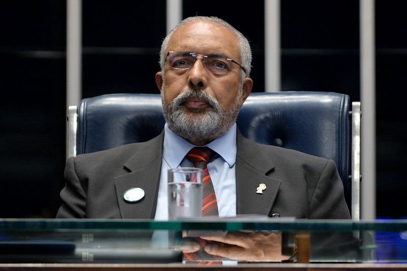 Paulo Paim destaca apoio do governo federal ao Rio Grande do Sul