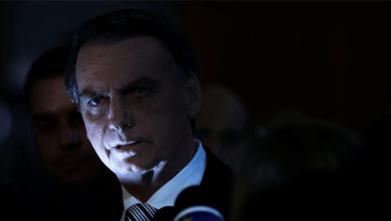 “Justiça está sendo feita”, avaliam senadores sobre prisão domiciliar de Bolsonaro