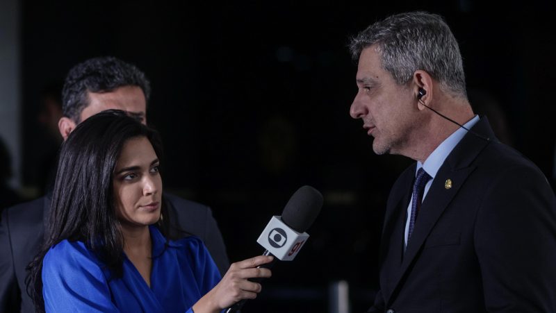 Senador Rogério denuncia nova face do golpismo, defende soberania nacional e dispara: “O Brasil é maior do que a família Bolsonaro”