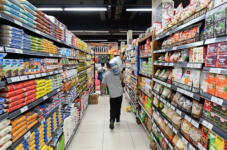 Comércio avança e gera R$ 7,1 trilhões