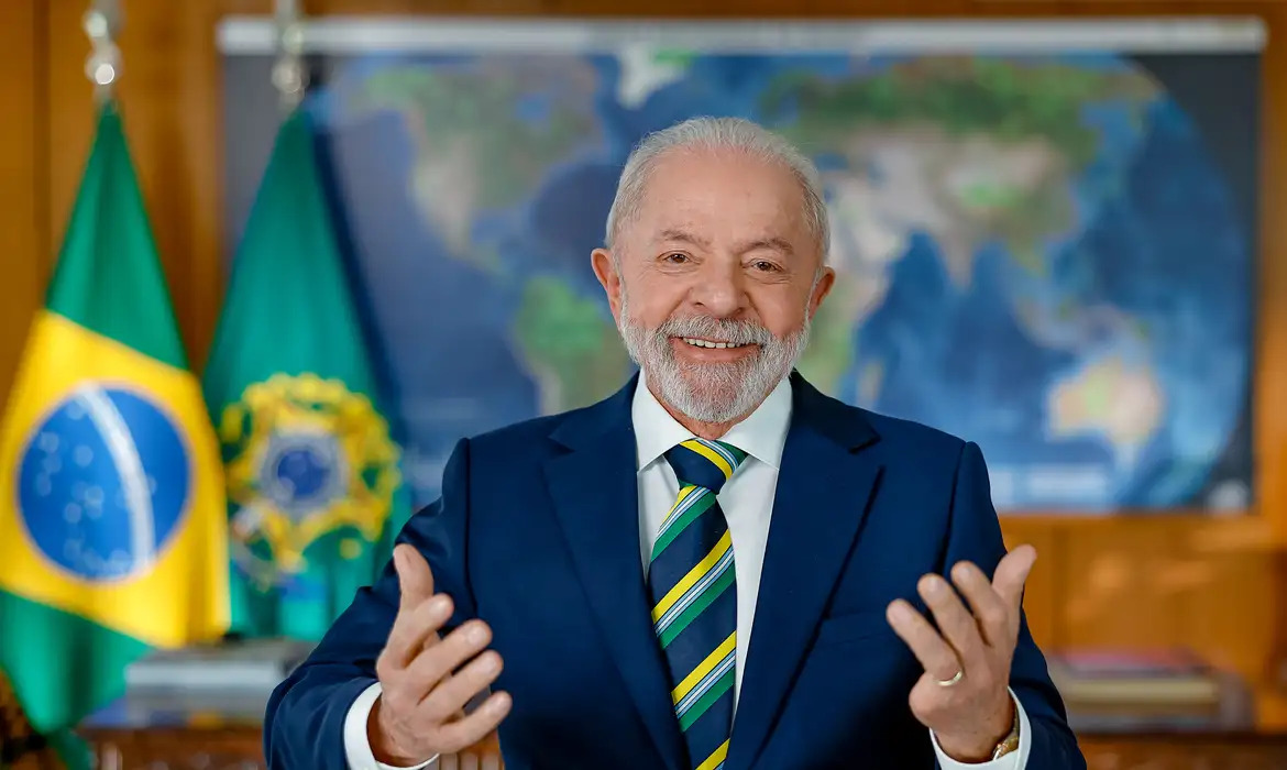 Em pronunciamento aos brasileiros, Lula reafirma defesa da soberania nacional