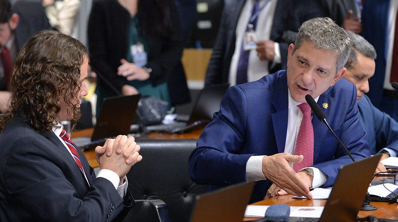 Senadores pedem urgência na aprovação de projeto que minimiza impactos do tarifaço