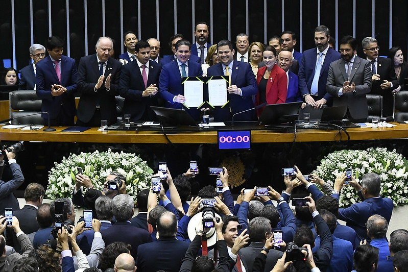 Pagamento de licença-maternidade sem carência de contribuições está garantido