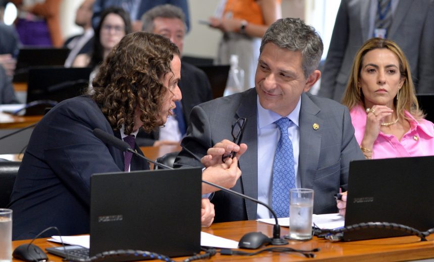 Comissão aprova proposta do PT para minimizar impactos do tarifaço