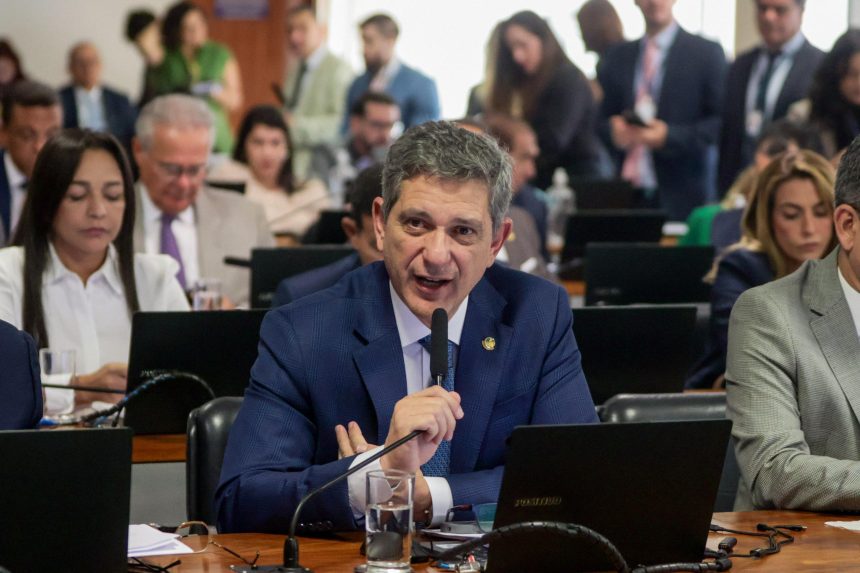 Senador Rogério defende “sepultamento da PEC da Bandidagem” e reforça posição firme do PT contra a proposta