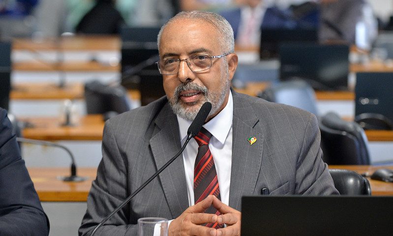 Ensino técnico deve incorporar saberes de povos indígenas e quilombolas, decidem senadores