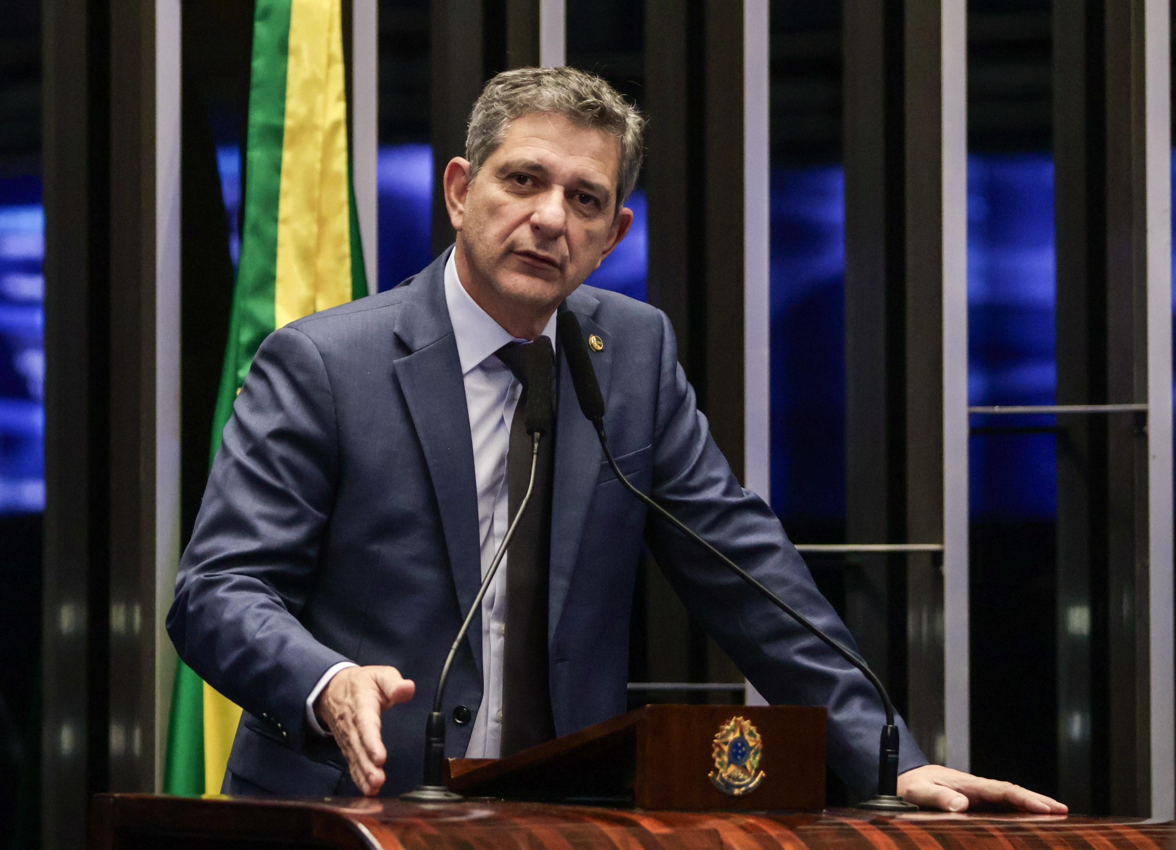 Rogério Carvalho é reconhecido como um dos senadores mais influentes do Brasil no Prêmio Elite Parlamentar 2025