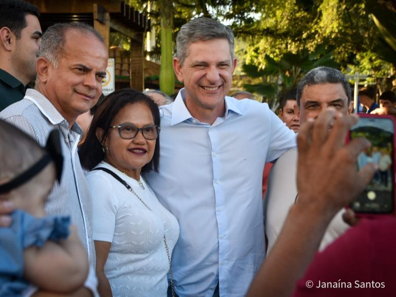 Em Macambira, senador Rogério prestigia tradicional celebração a São Francisco e reforça parceria com o prefeito Carivaldo Souza