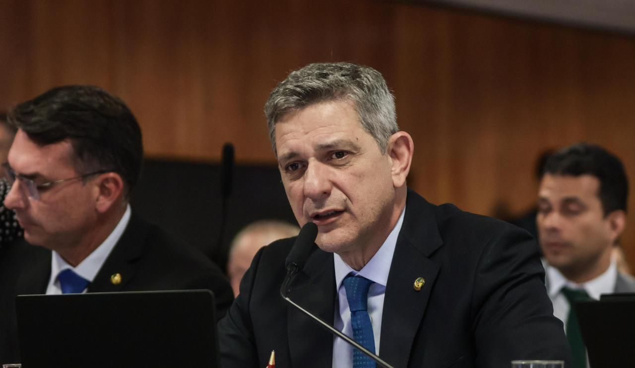Senador Rogério defende proposta histórica pelo fim da jornada 6×1
