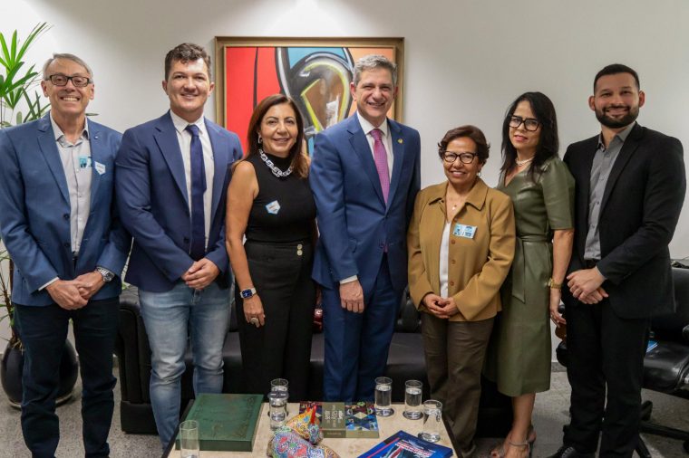 Senador Rogério se reúne com direção dos Hospitais Universitários de Aracaju e Lagarto e articula ampliação do HUL