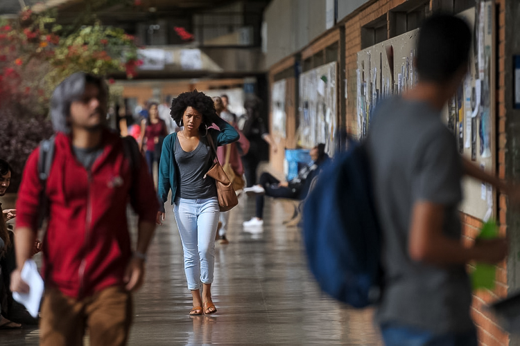 Rumo ao futuro: governo Lula cria 6,7 mil novos cargos para universidades