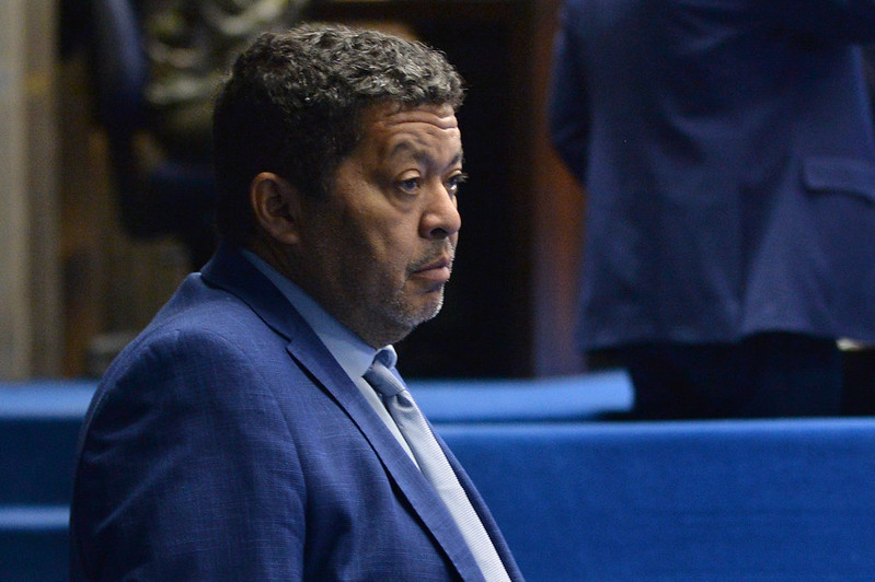 Beto Faro reage a ataque de chanceler alemão e alerta para “velho vício europeu” sobre Amazônia