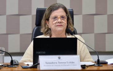 Teresa Leitão elogia valor recorde para o Fundeb em 2026