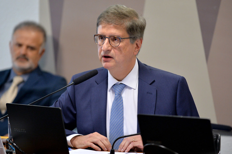 Plenário do Senado confirma recondução de Paulo Gonet