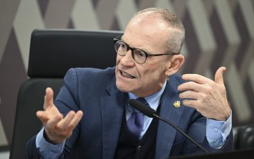 Foco da CPI deve ser conluio de criminosos com agentes do estado, afirma Contarato