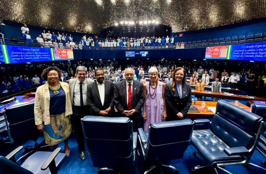 Paim destaca desigualdades raciais e avanços das políticas de igualdade no país