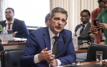 Senador Rogério cobra integração entre inteligência do Estado e presença territorial no combate ao crime organizado