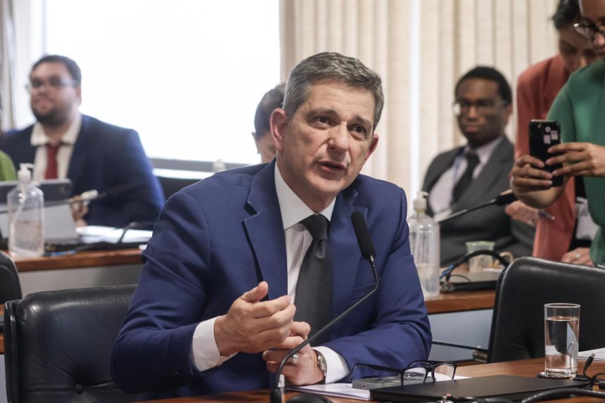 Senador Rogério cobra integração entre inteligência do Estado e presença territorial no combate ao crime organizado