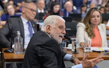 Jaques Wagner consegue inclusão de cooperativas em programa de apoio a pequenas empresas