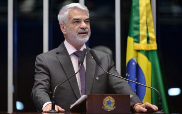 Proposta de Humberto Costa restringe atuação das bets no país