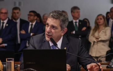 Senador Rogério critica manobra em torno do PL da Dosimetria e elogia postura de Otto Alencar
