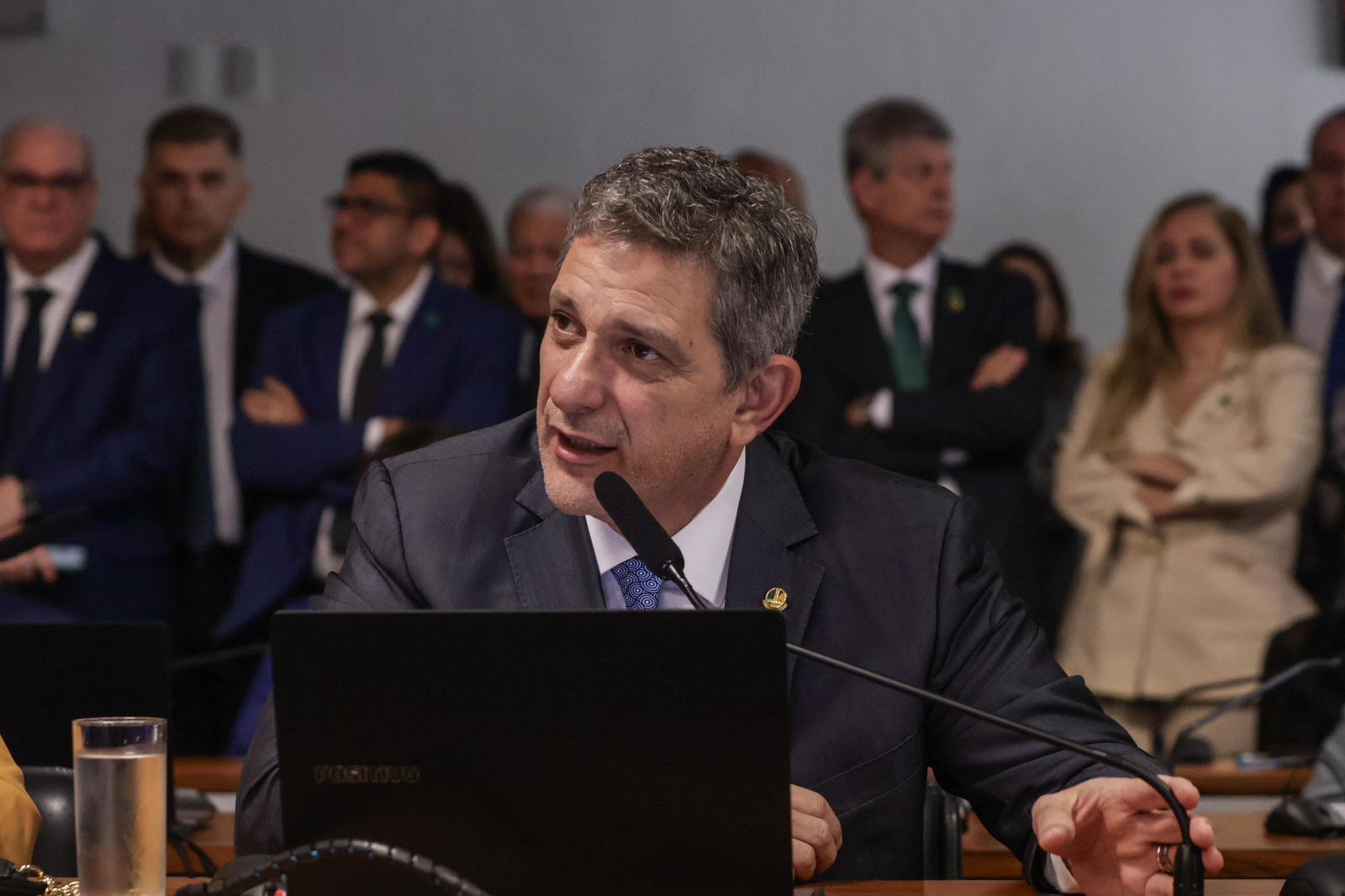 Senador Rogério critica manobra em torno do PL da Dosimetria e elogia postura de Otto Alencar