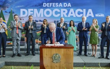 Lula veta anistia aos golpistas: vitória da democracia