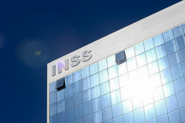 Governo Lula devolve R$ 2,8 bilhões a aposentados e pensionistas do INSS