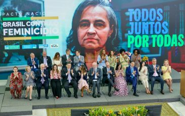 Pacto nacional contra feminicídio é passo histórico do Estado Brasileiro, afirma Augusta Brito