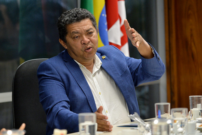 Beto Faro diz que MP combate fraudes e garante benefícios aos pescadores artesanais