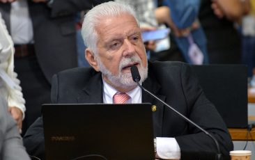 Para blindar envolvidos em escândalo, bolsonaristas usam fake news contra PT da Bahia