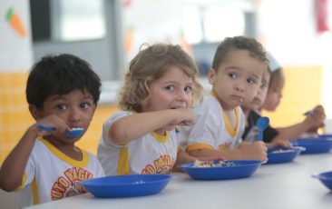 Com novo reajuste, investimento do MEC em alimentação escolar cresce 55% desde 2023