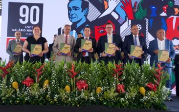 ‘Salário mínimo é símbolo de dignidade, justiça e distribuição de renda’, afirma Luiz Marinho