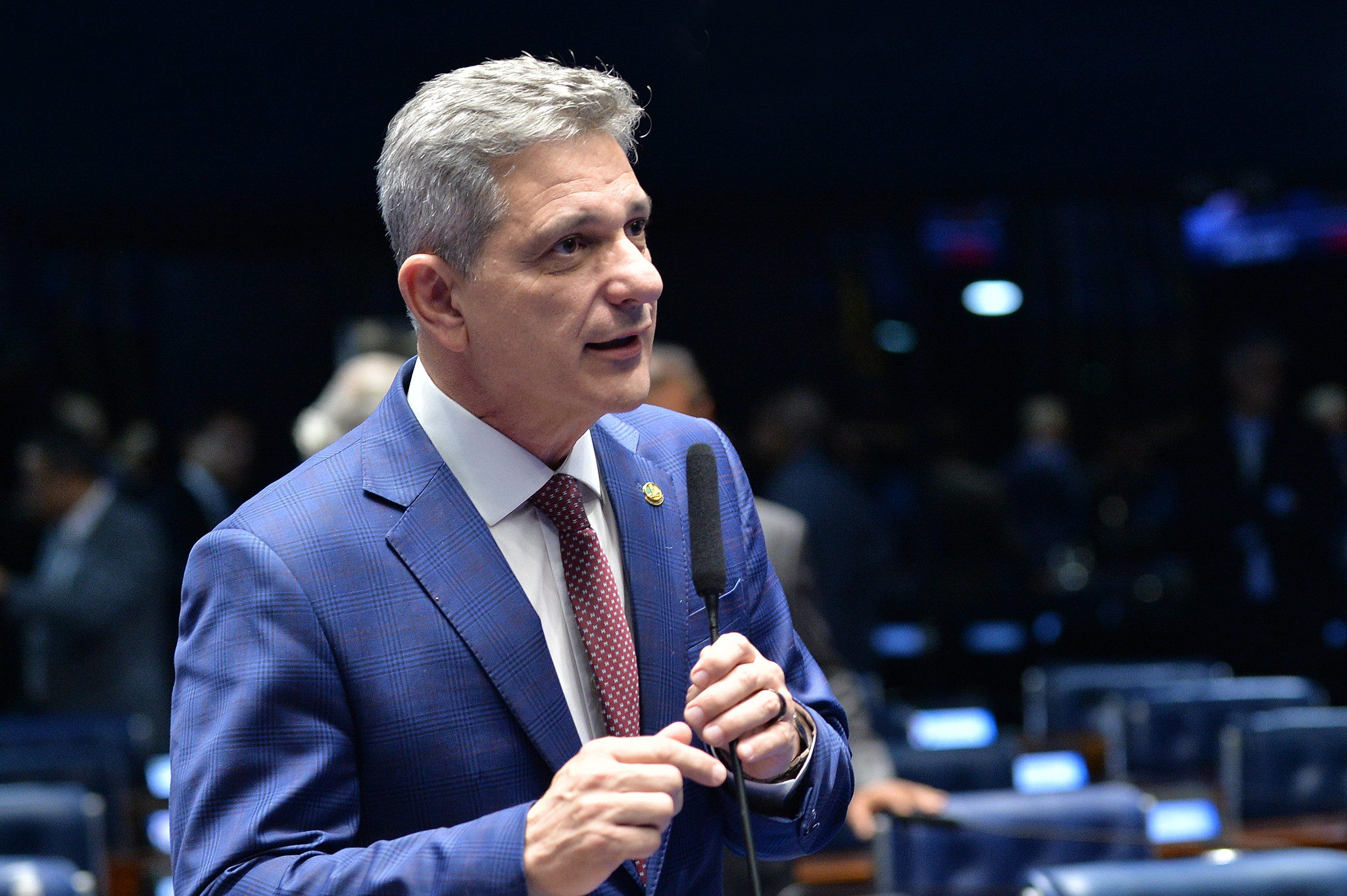 Senador Rogério apresenta requerimento de criação da CPI do Master