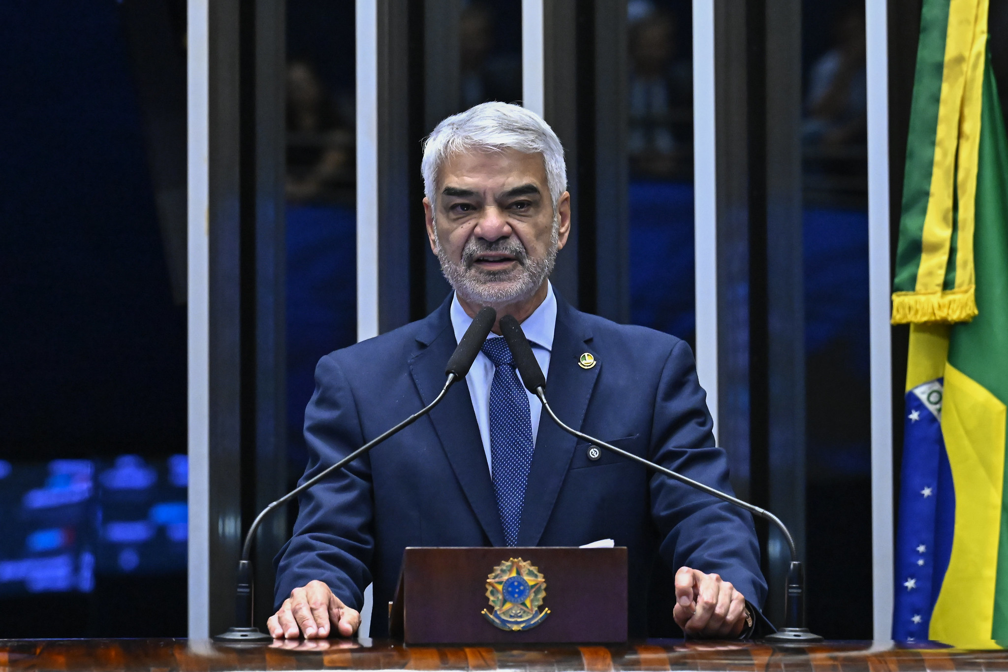 Humberto Costa alerta para aumento da violência contra mulheres no país