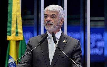 Acordo com a União Europeia demonstra que Brasil voltou a ocupar seu lugar no mundo, comemora Humberto Costa