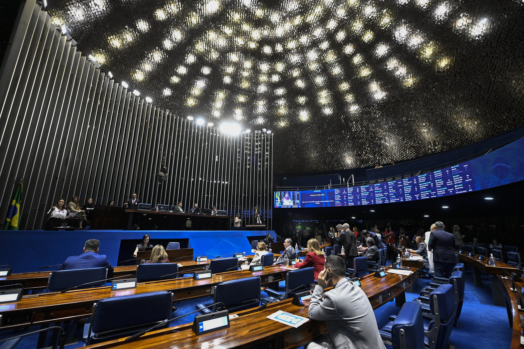 Senado amplia combate à misoginia ao classificá-la como discriminação