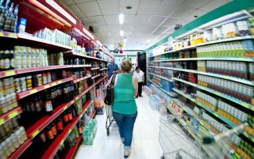 Prévia da inflação desacelera para 0,44% em março, aponta IBGE