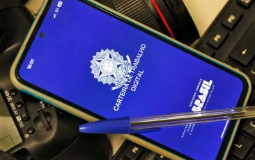 Desemprego fica em 5,4% no trimestre encerrado em janeiro de 2026