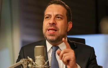 ‘Defender fim da escala 6×1 é uma defesa real da família brasileira’, diz Boulos